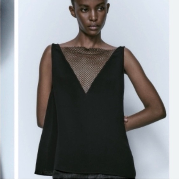 Massimo Dutti Tops - Massimo Dutti Top Beaded Mesh Detail Black V-Neck Women’s Size 6 Chain Mail EUC